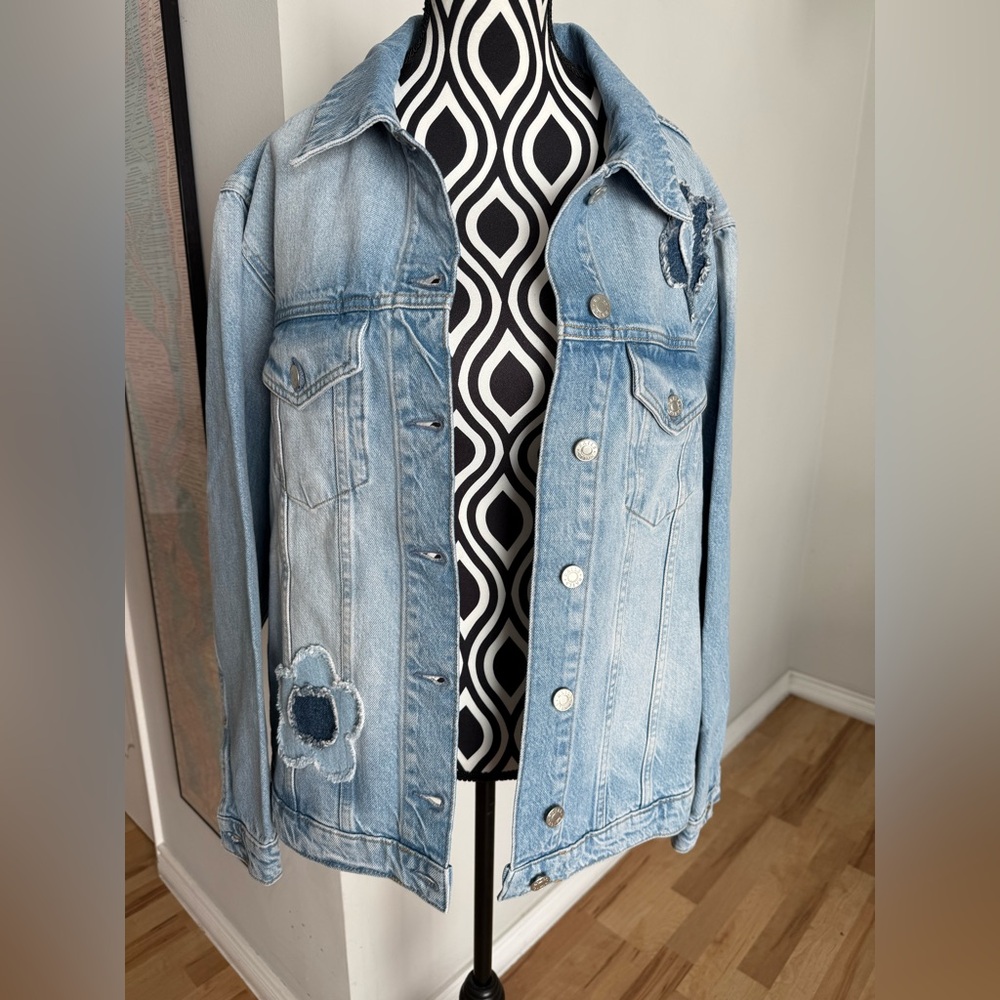 NWT Rails Grove Boyfriend Trucker Jacket in Indigo Bloom Boho 100% Cotton HP ๐๐ฅณ - Picture 7 of 16